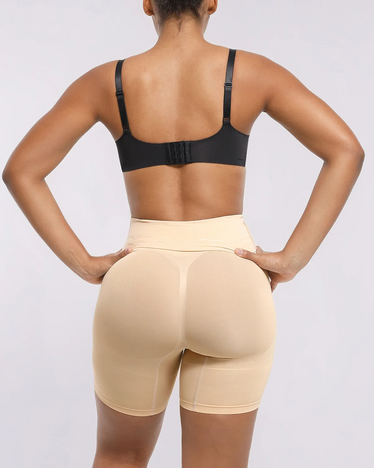 Bare Essentials™ Skin Flow Everyday Shaping Short - Image 16
