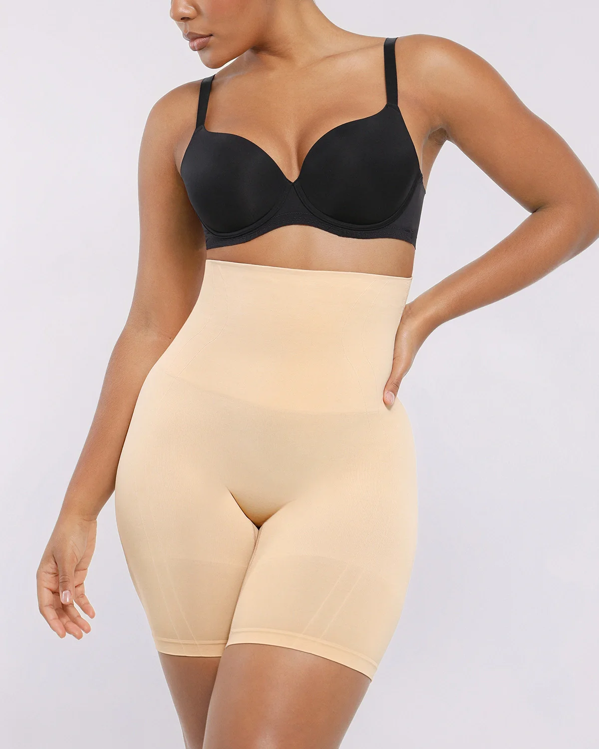 Bare Essentials™ Skin Flow Everyday Shaping Short - Image 17